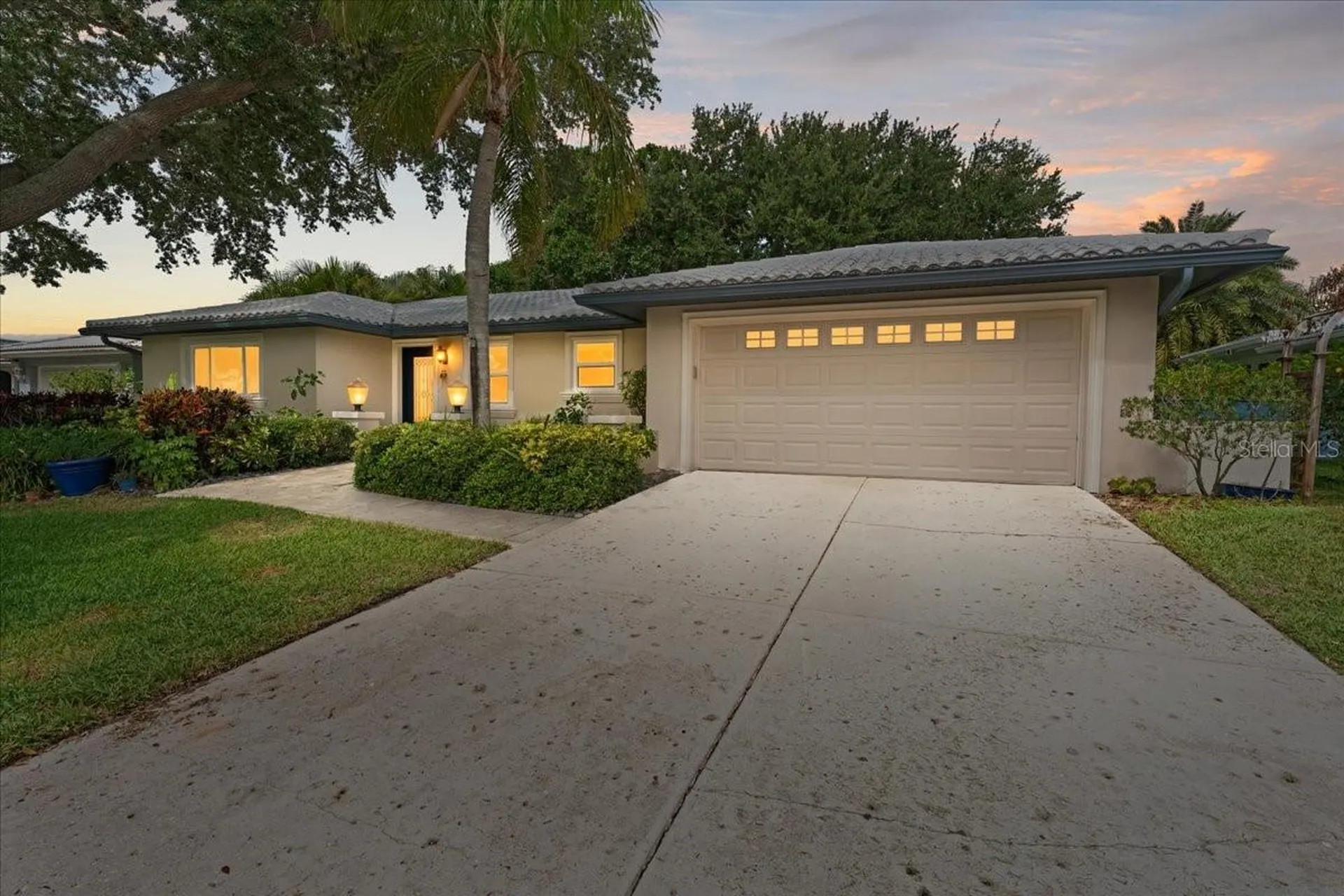 6710 121st Street Seminole FL 33772