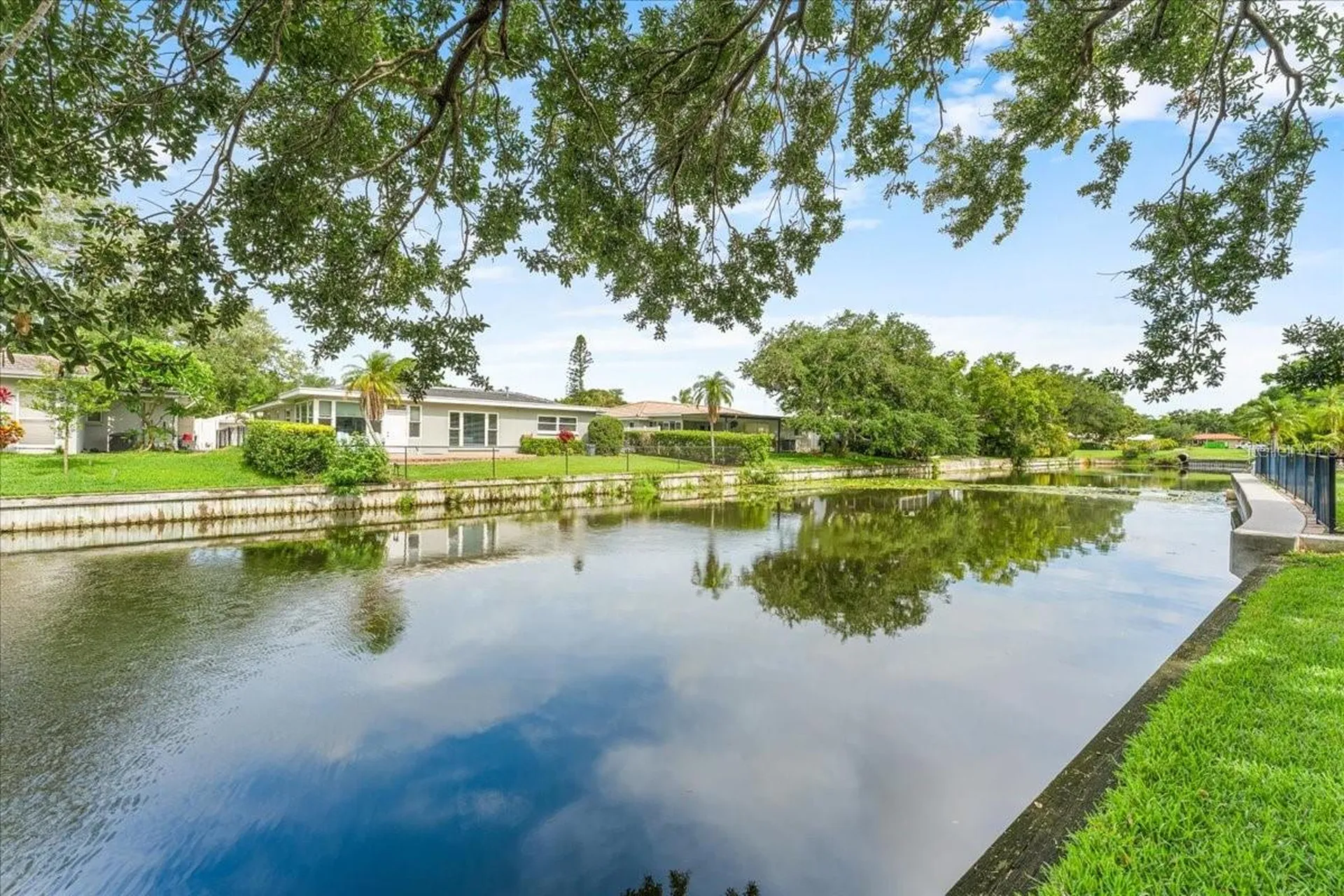 6710 121st Street Seminole FL 33772