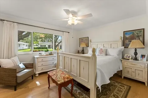 6710 121st Street Seminole FL 33772