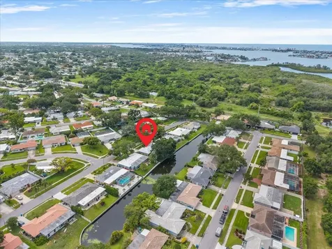 6710 121st Street Seminole FL 33772