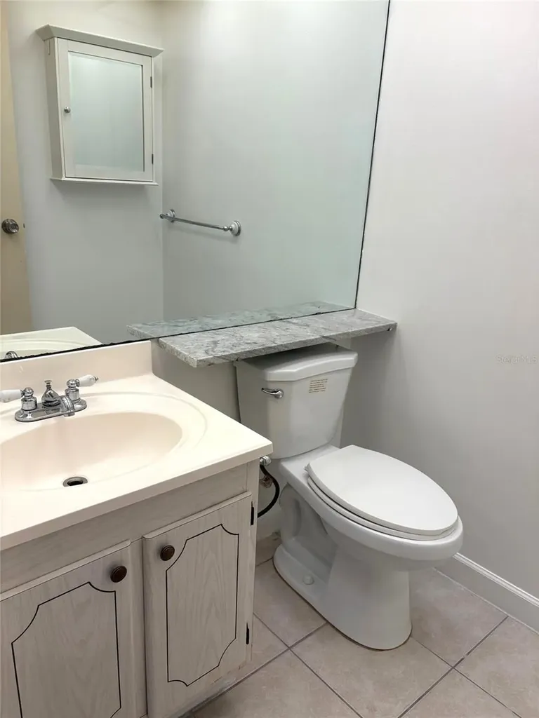 201 Bedford Street Sun City Center FL 33573