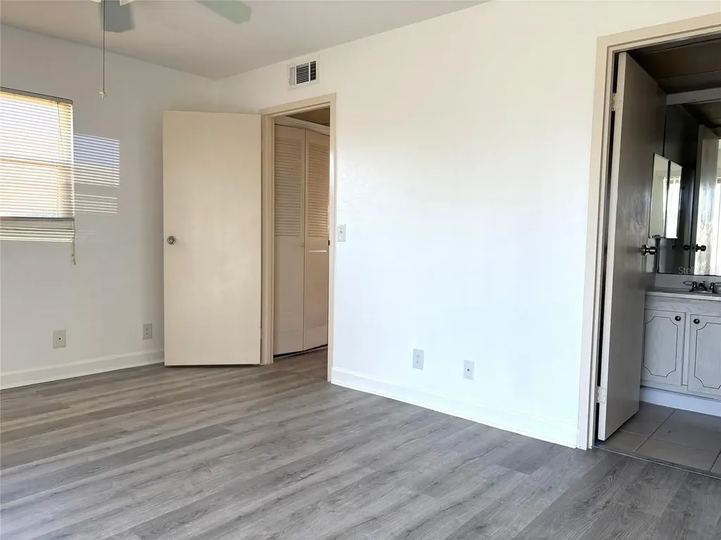 201 Bedford Street Sun City Center FL 33573