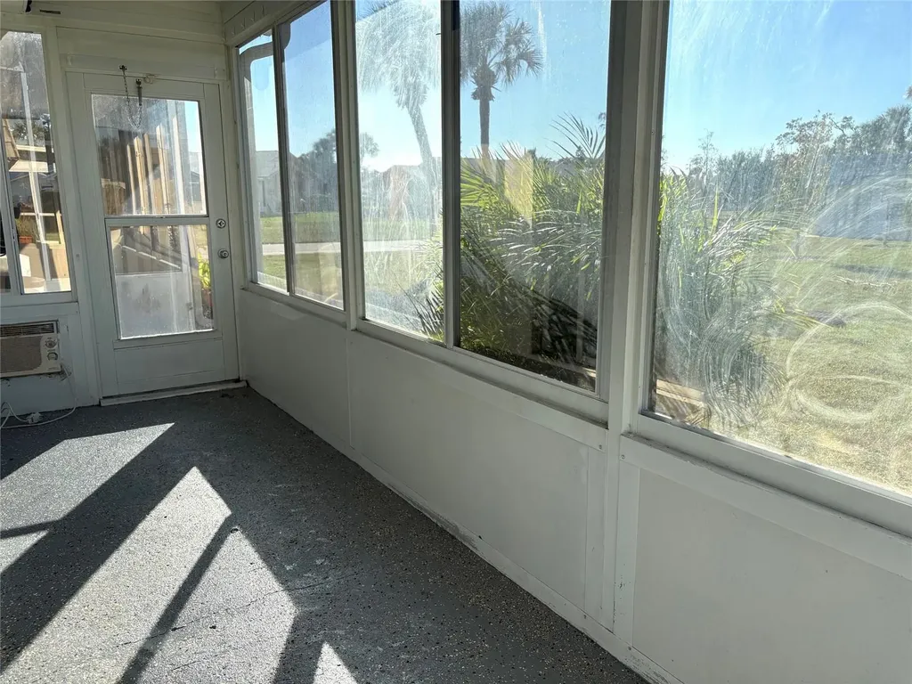 201 Bedford Street Sun City Center FL 33573
