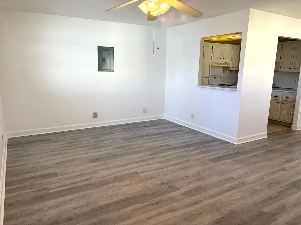 201 Bedford Street Sun City Center FL 33573