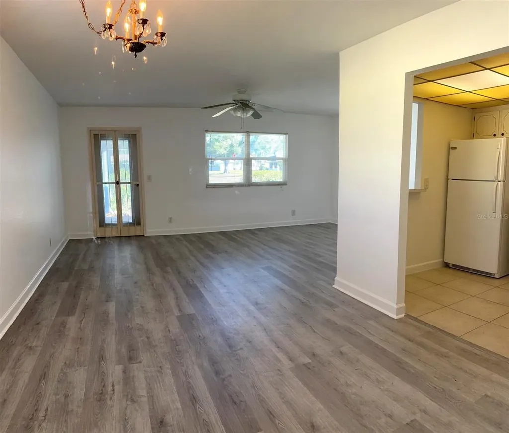 201 Bedford Street Sun City Center FL 33573