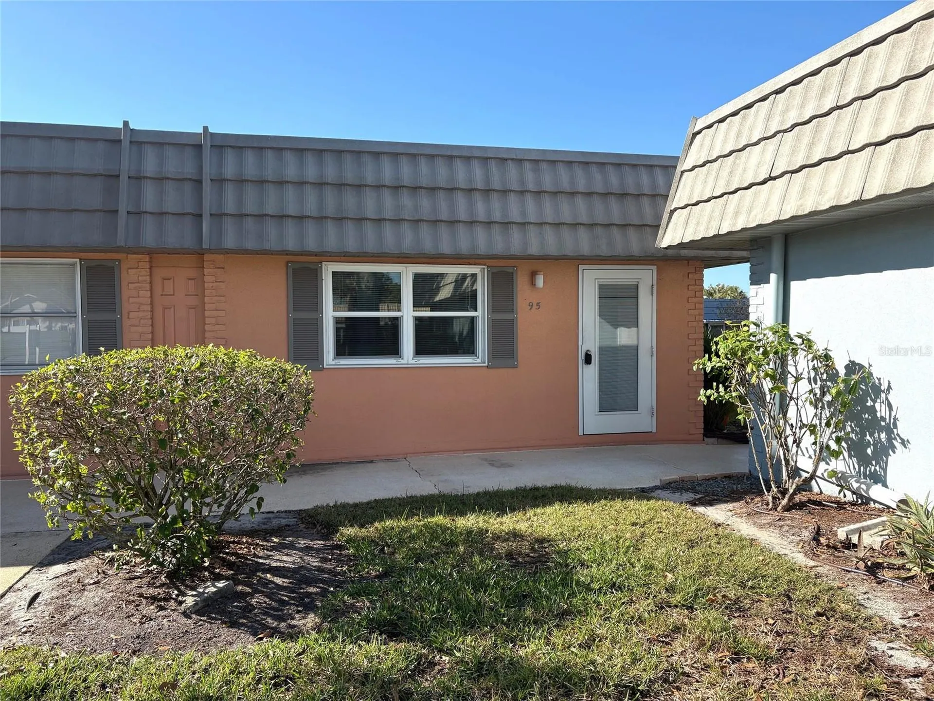 201 Bedford Street Sun City Center FL 33573