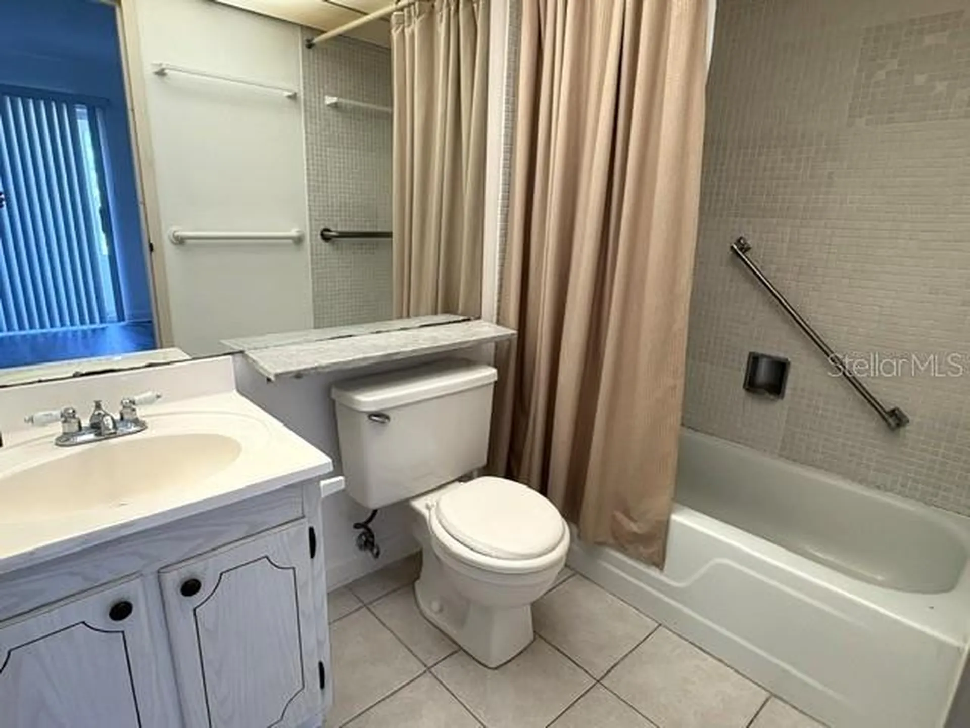 201 Bedford Street Sun City Center FL 33573