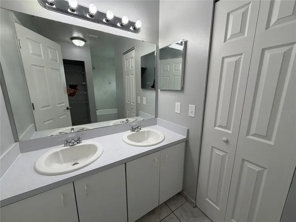 4126 Gulfstream Bay Court Orlando FL 32822