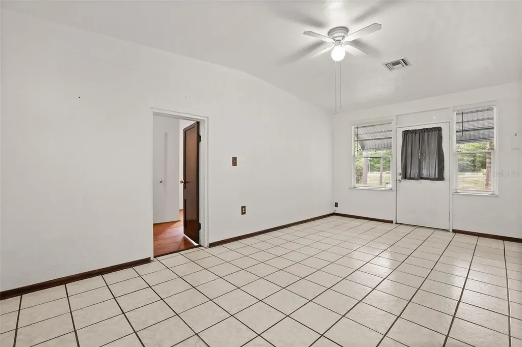 43 N Winter Park Drive Casselberry FL 32707
