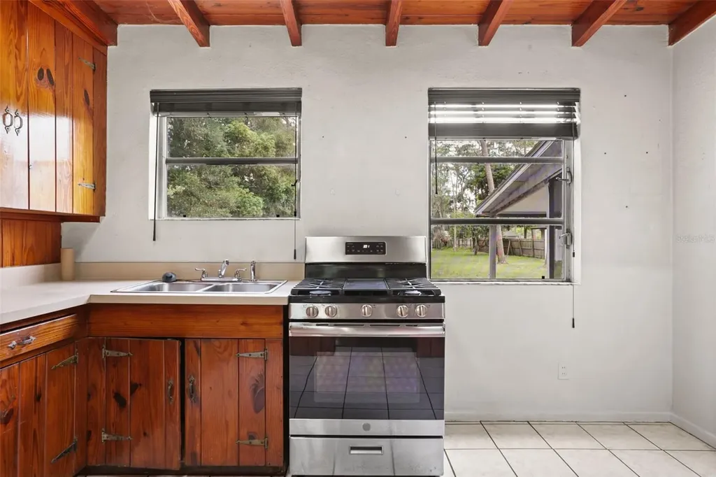 43 N Winter Park Drive Casselberry FL 32707