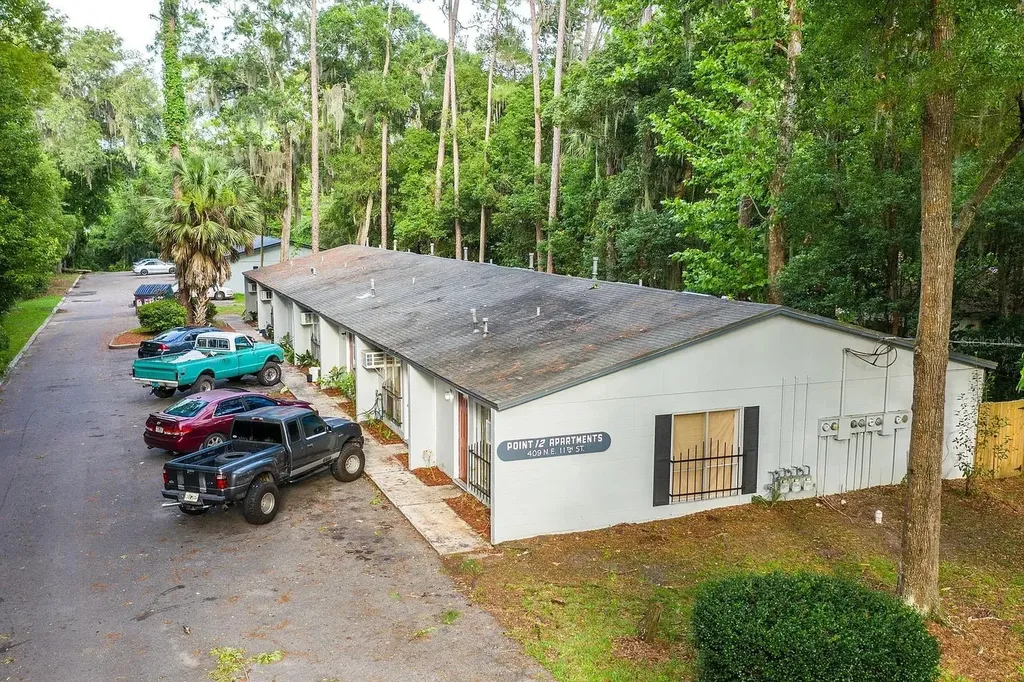 409 NE 11th Street Gainesville FL 32601