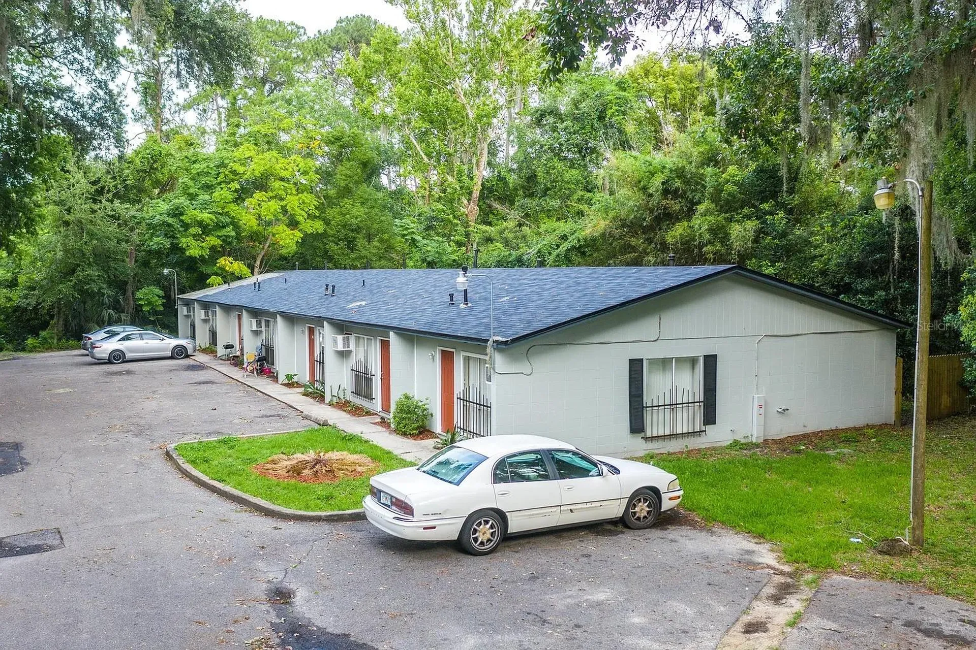 409 NE 11th Street Gainesville FL 32601
