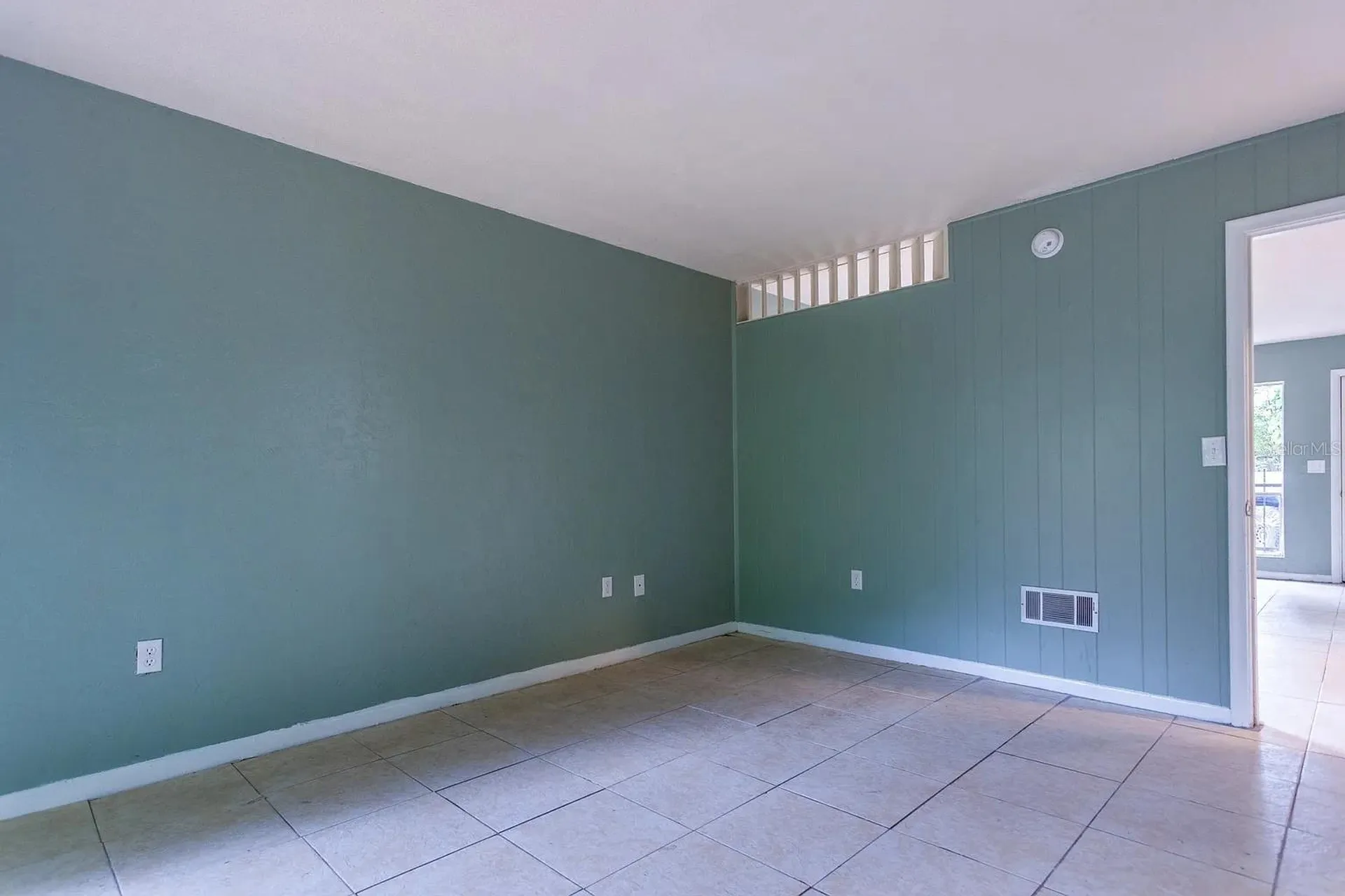 409 NE 11th Street Gainesville FL 32601