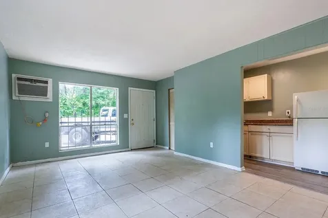 409 NE 11th Street Gainesville FL 32601