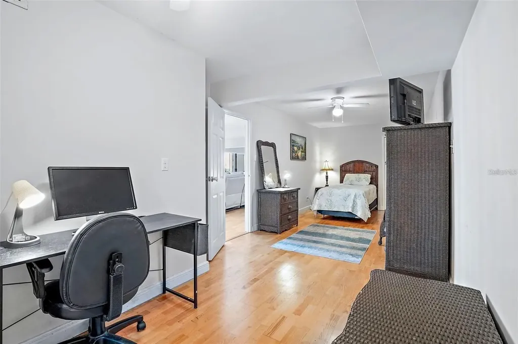 10355 Paradise Boulevard St Petersburg FL 33706