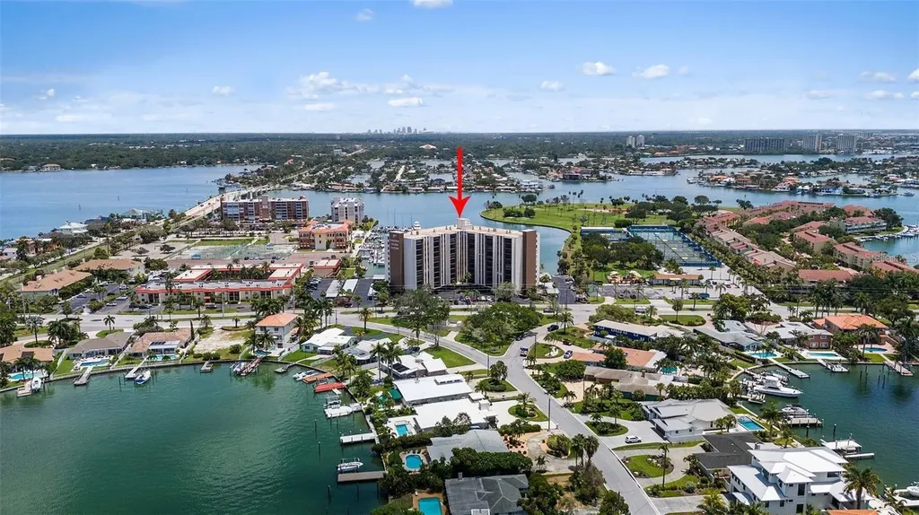 10355 Paradise Boulevard St Petersburg FL 33706