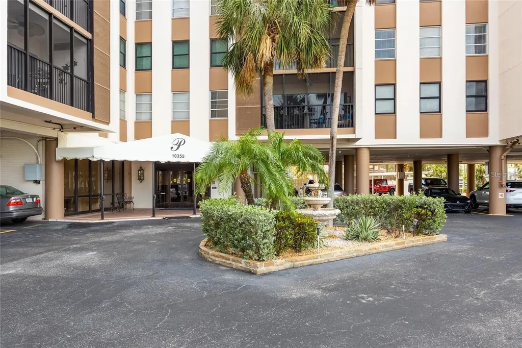 10355 Paradise Boulevard St Petersburg FL 33706