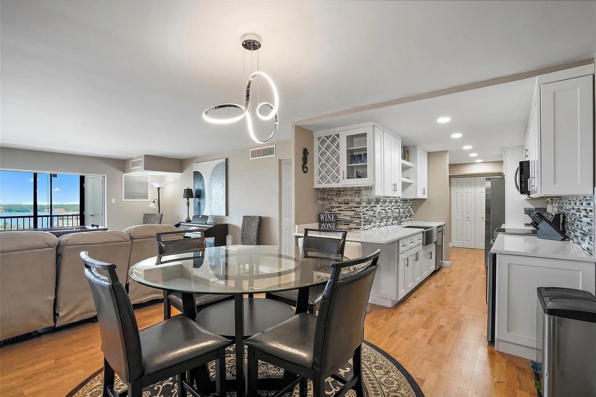 10355 Paradise Boulevard St Petersburg FL 33706