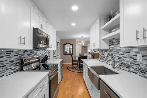 10355 Paradise Boulevard St Petersburg FL 33706