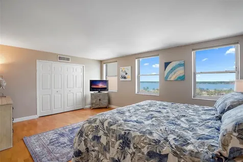 10355 Paradise Boulevard St Petersburg FL 33706