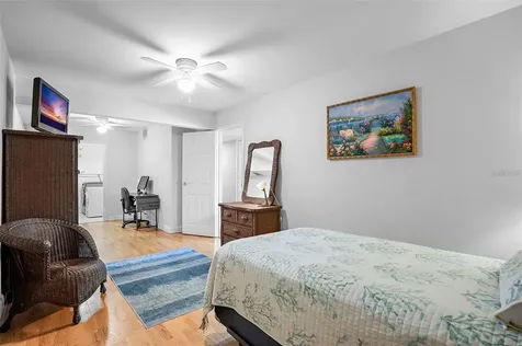 10355 Paradise Boulevard St Petersburg FL 33706