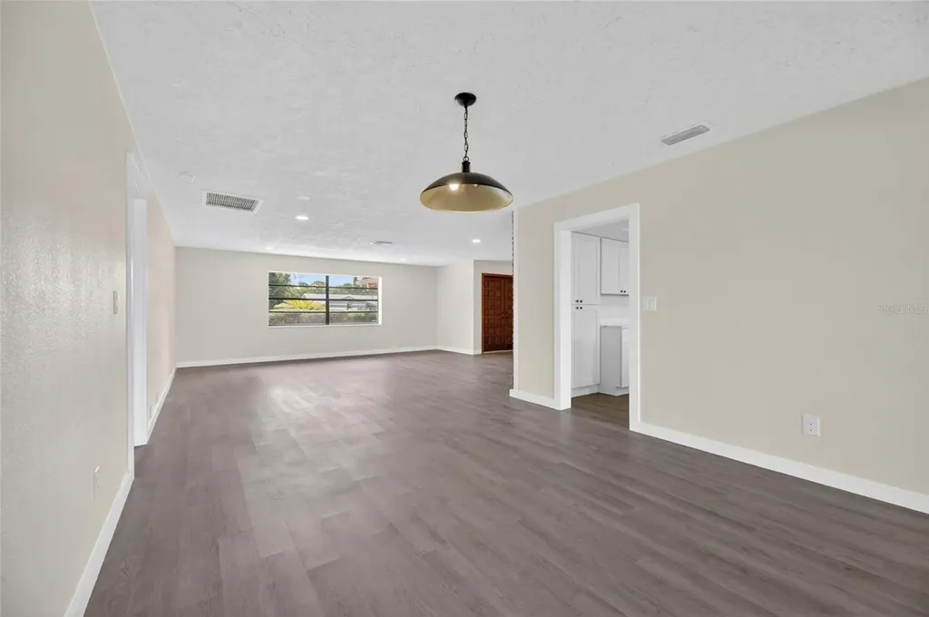 1903 Country Club Court Plant City FL 33566