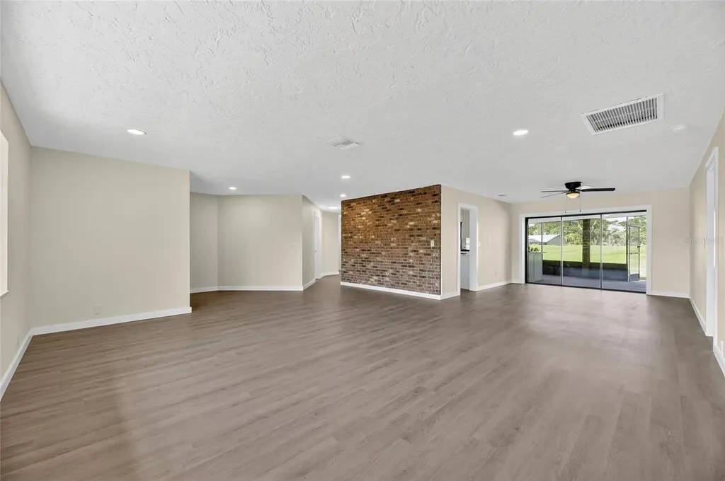 1903 Country Club Court Plant City FL 33566