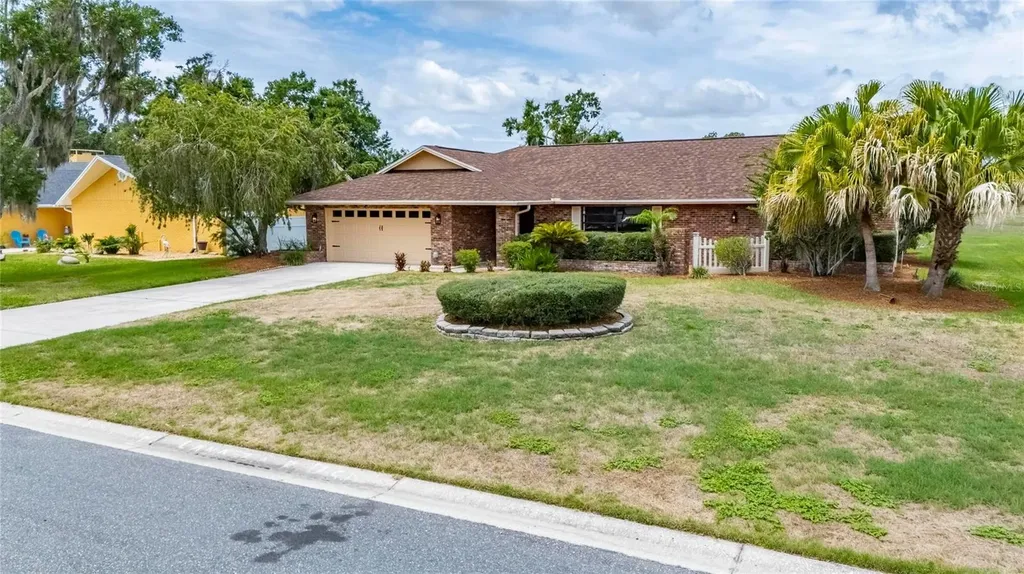 1903 Country Club Court Plant City FL 33566