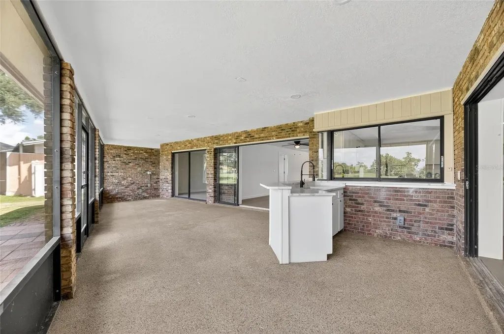 1903 Country Club Court Plant City FL 33566