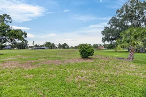 1903 Country Club Court Plant City FL 33566