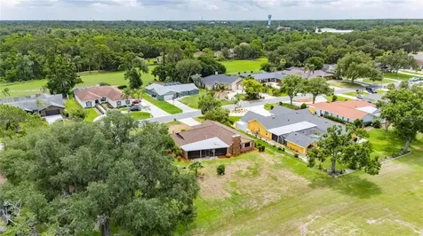 1903 Country Club Court Plant City FL 33566