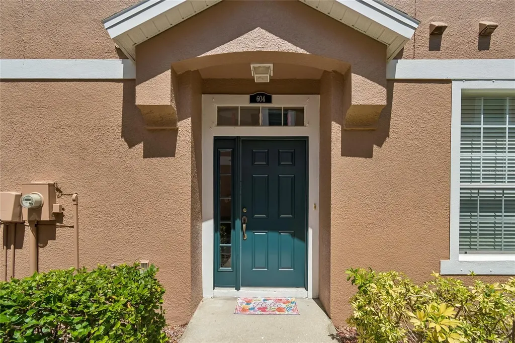 604 51st Avenue N St Petersburg FL 33703