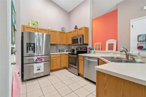 604 51st Avenue N St Petersburg FL 33703