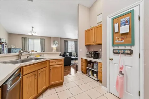 604 51st Avenue N St Petersburg FL 33703