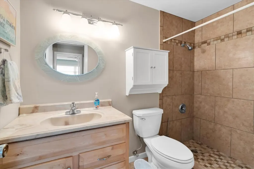 8260 Burgundy Drive N Pinellas Park FL 33781