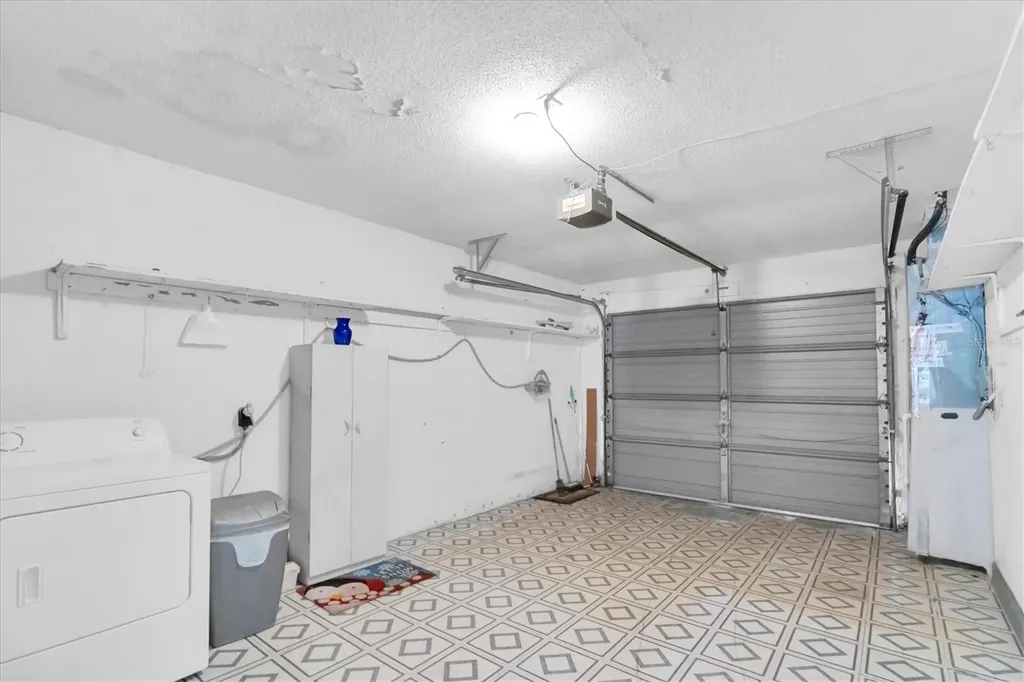 8260 Burgundy Drive N Pinellas Park FL 33781