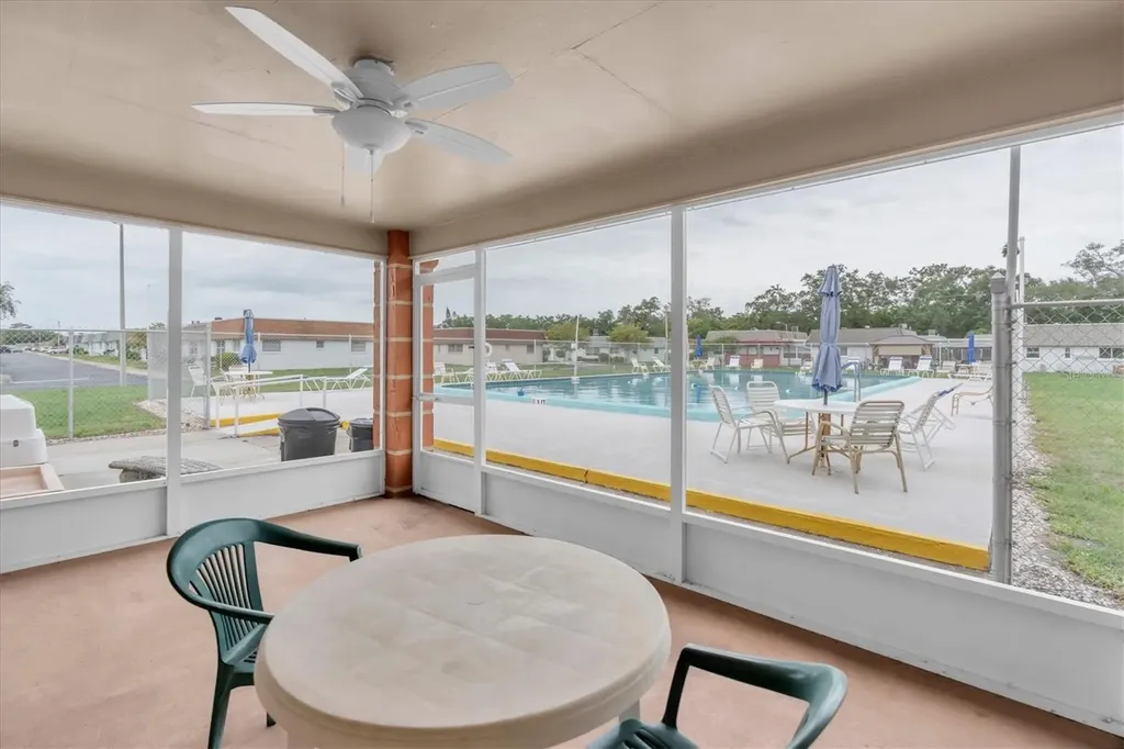8260 Burgundy Drive N Pinellas Park FL 33781
