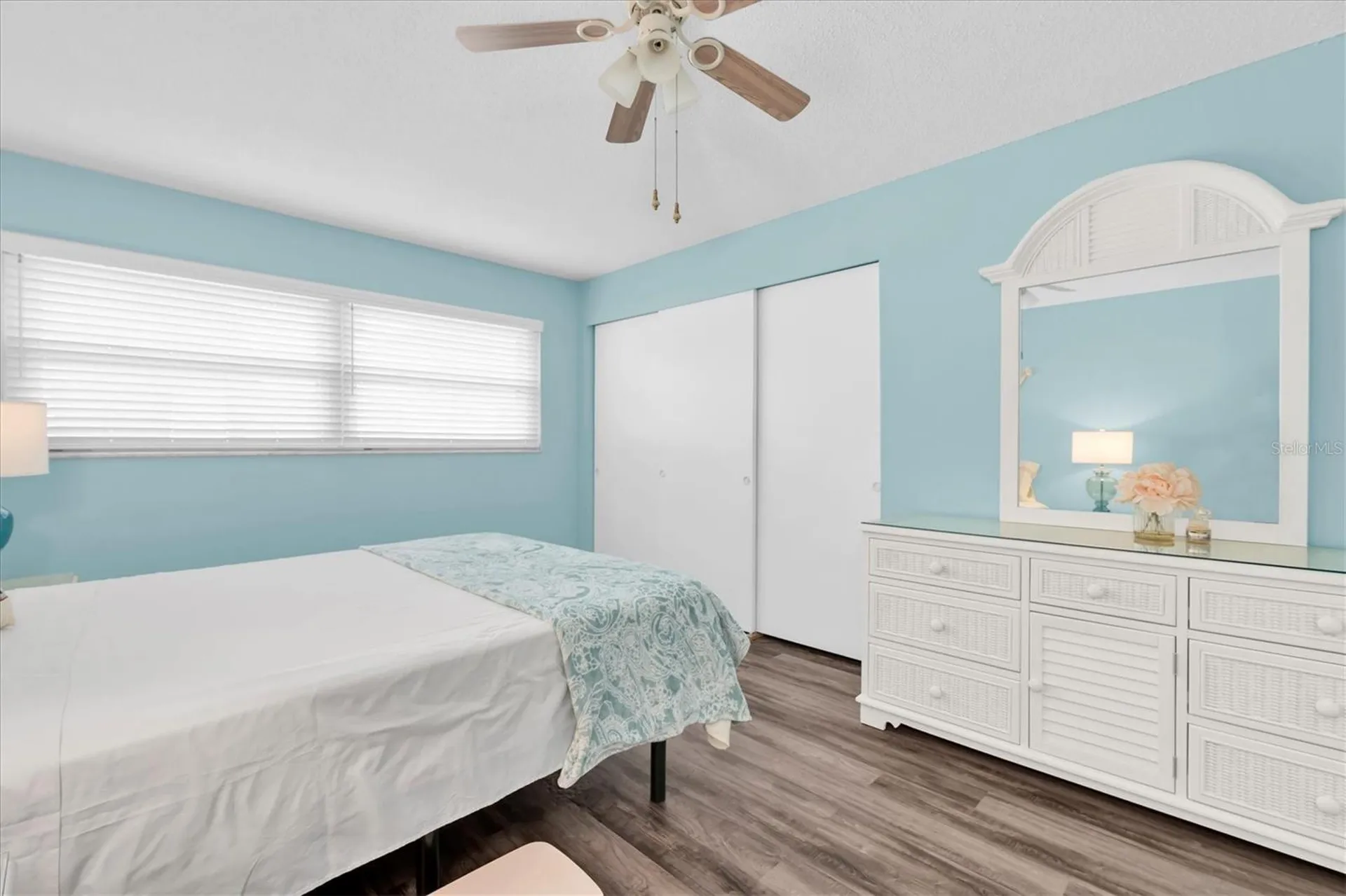 8260 Burgundy Drive N Pinellas Park FL 33781