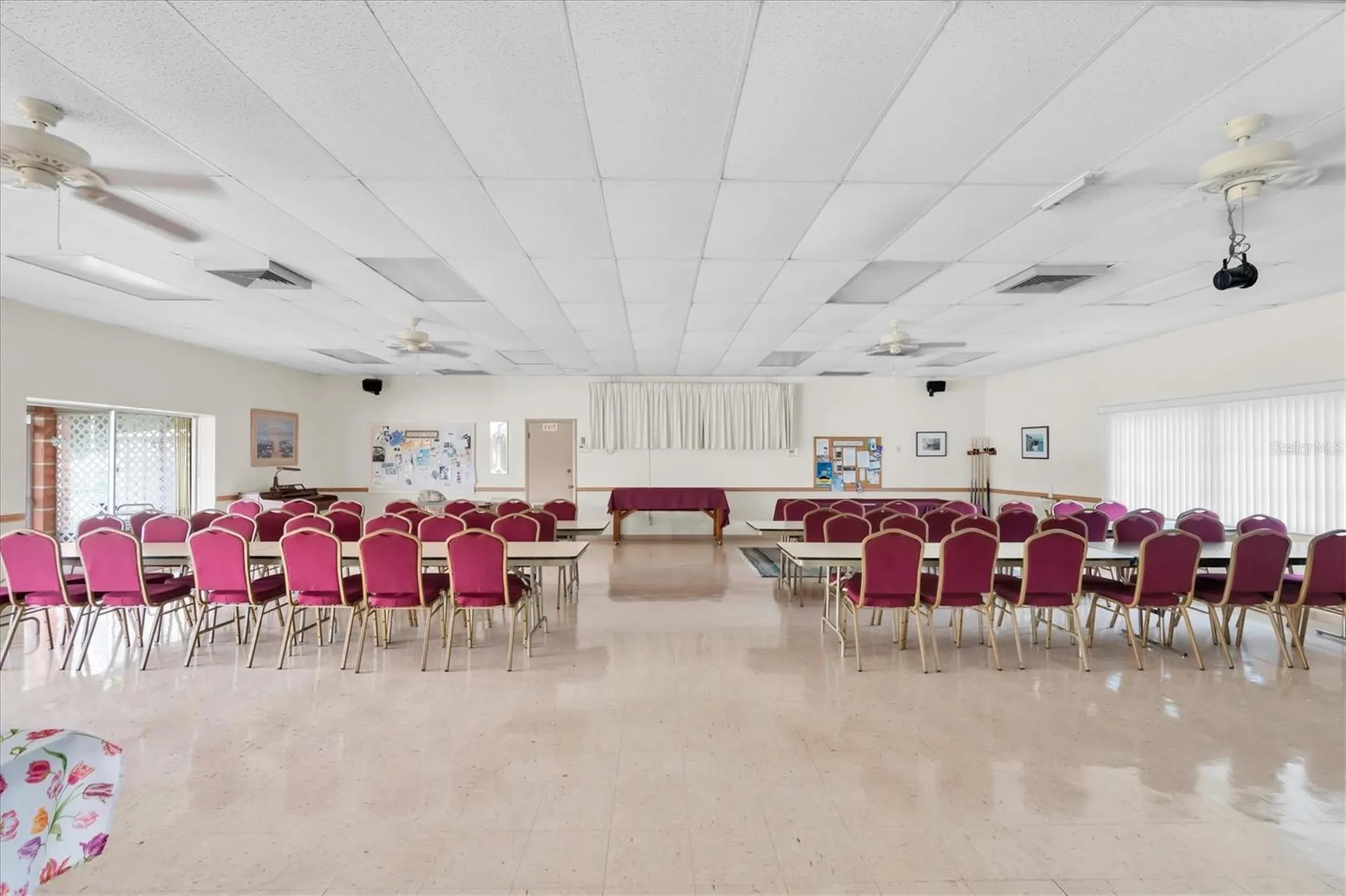 8260 Burgundy Drive N Pinellas Park FL 33781