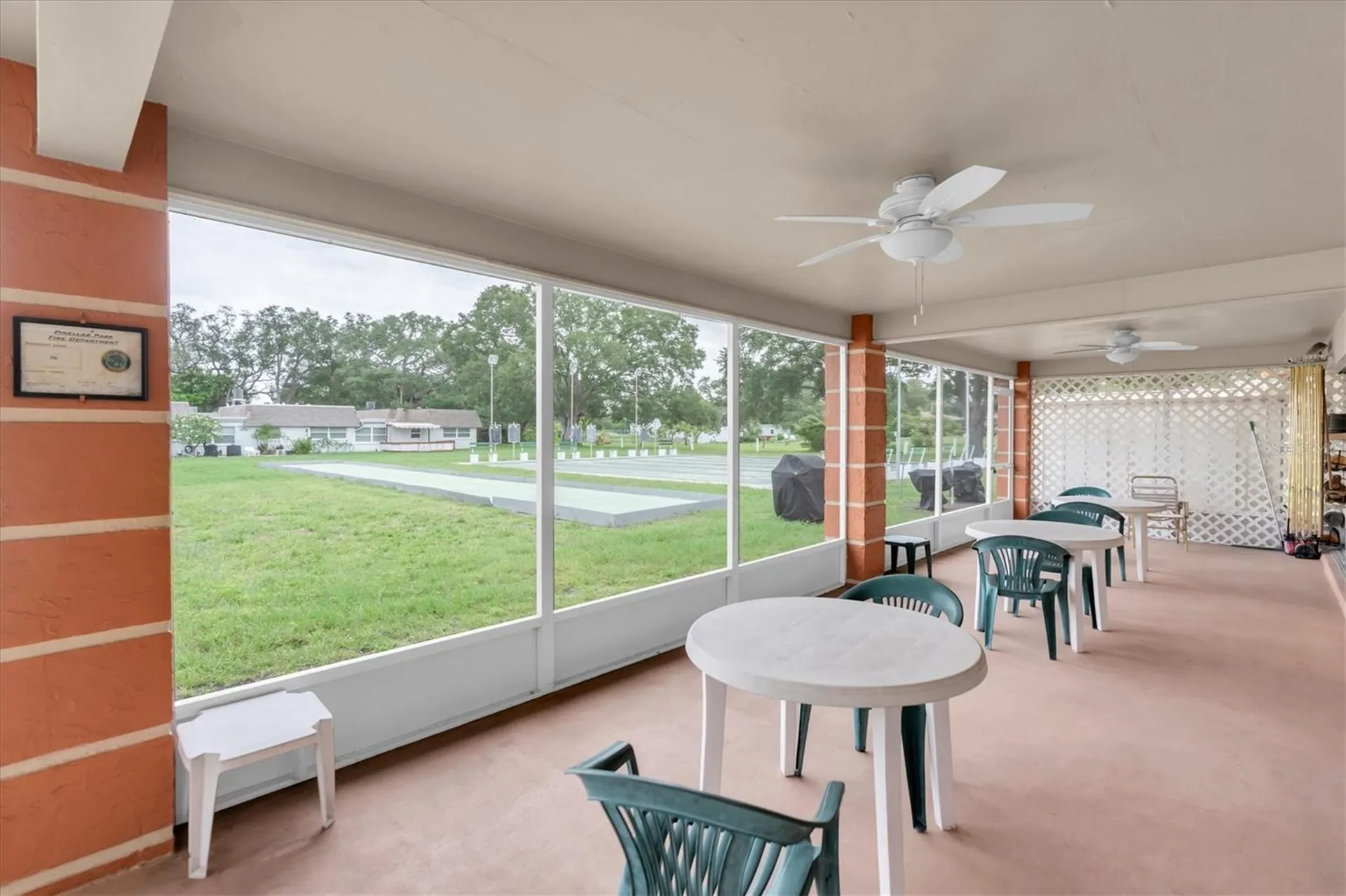 8260 Burgundy Drive N Pinellas Park FL 33781