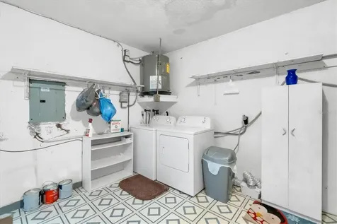8260 Burgundy Drive N Pinellas Park FL 33781