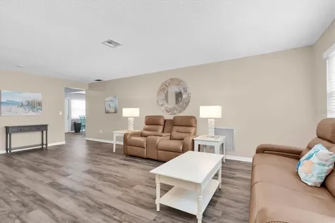 8260 Burgundy Drive N Pinellas Park FL 33781