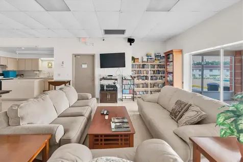 8260 Burgundy Drive N Pinellas Park FL 33781