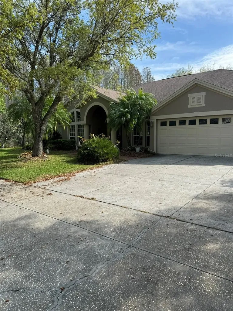 5501 Reflections Boulevard Lutz FL 33558