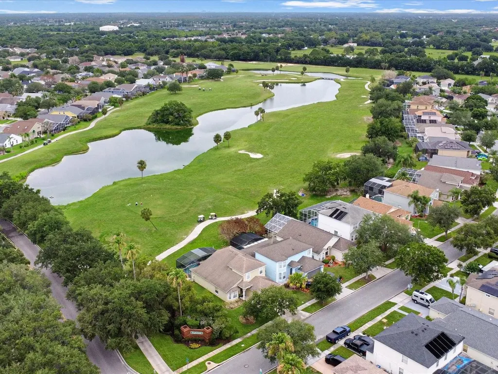 112 Harwood Circle Kissimmee FL 34744