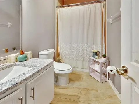 112 Harwood Circle Kissimmee FL 34744
