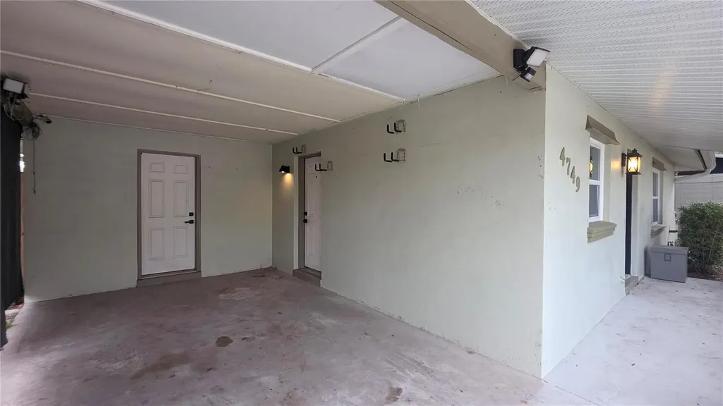 4749 Amoy Court Orlando FL 32811