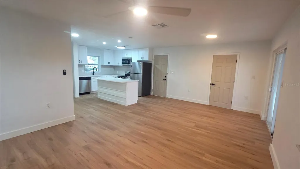 4749 Amoy Court Orlando FL 32811