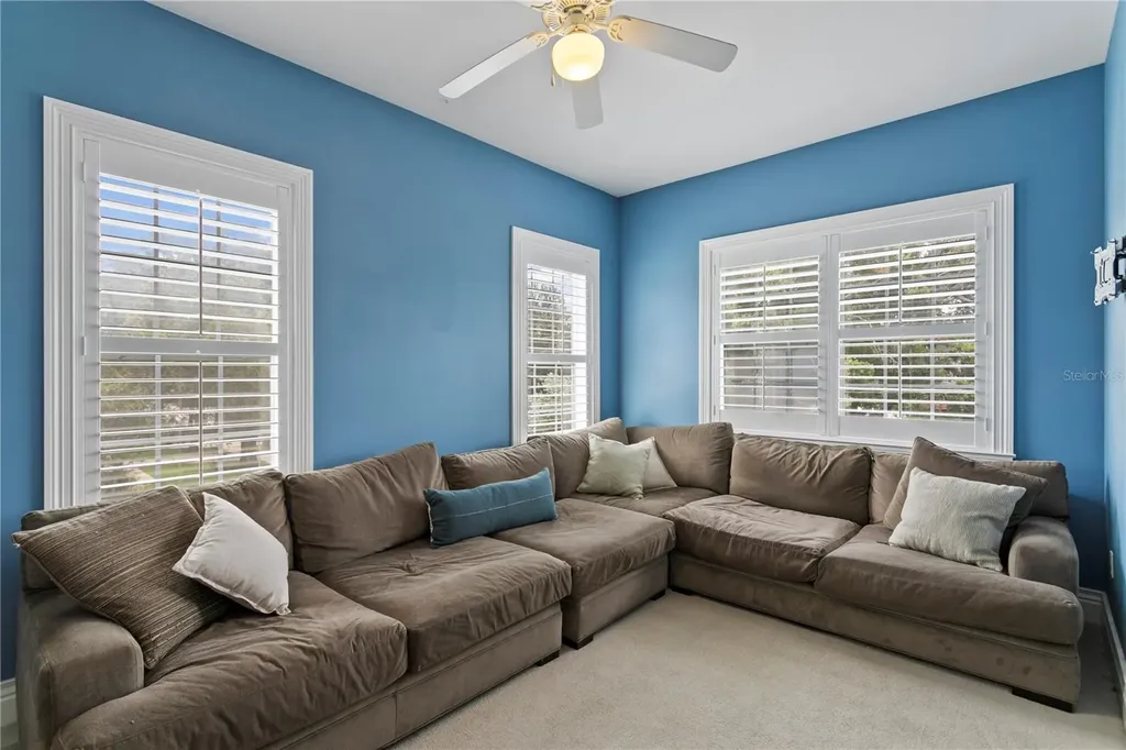 4001 W Vasconia Street Tampa FL 33629
