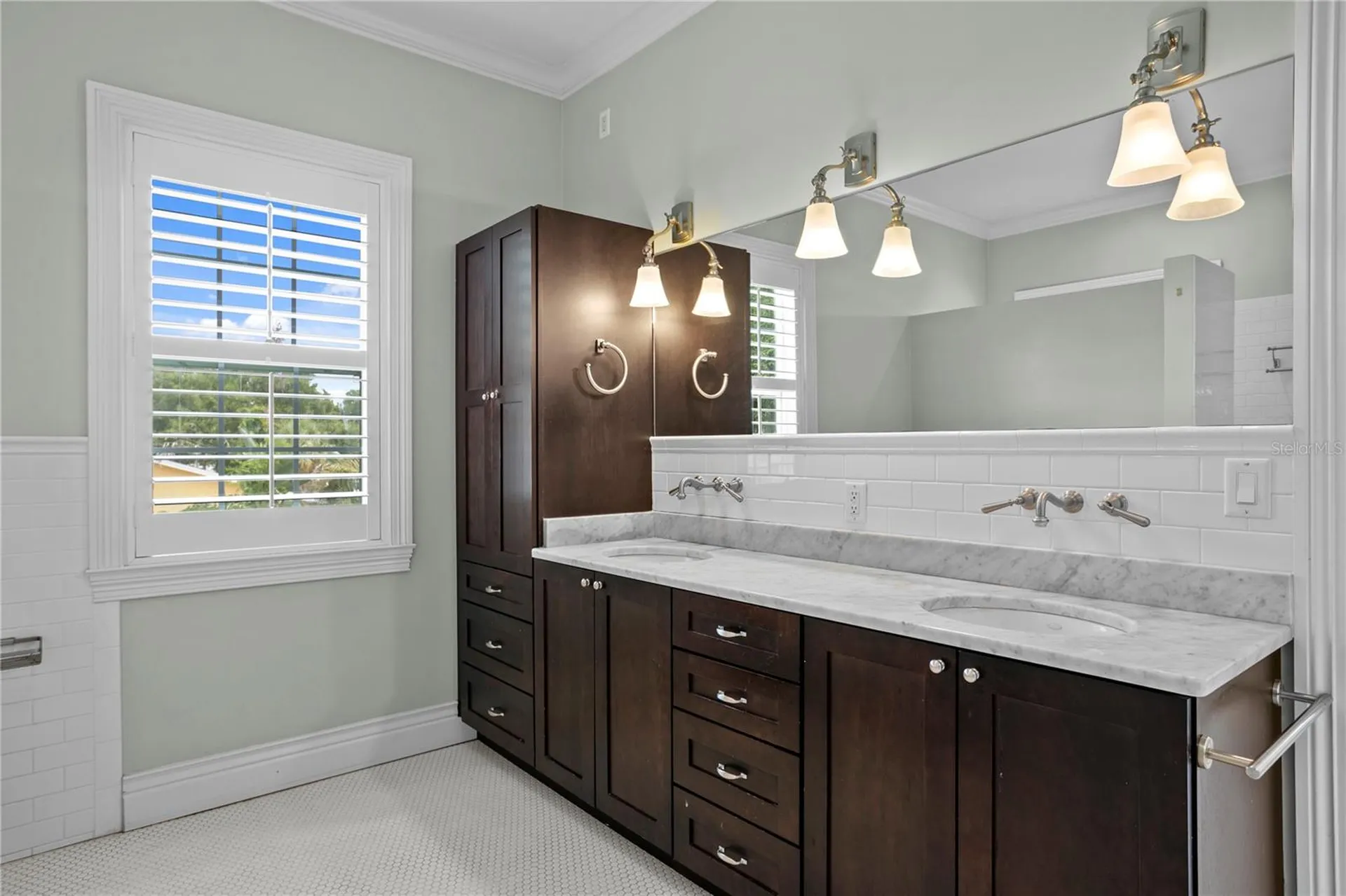 4001 W Vasconia Street Tampa FL 33629